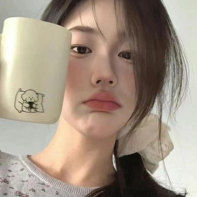 夏夜的微笑 海报