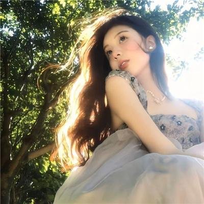 红色电波 海报